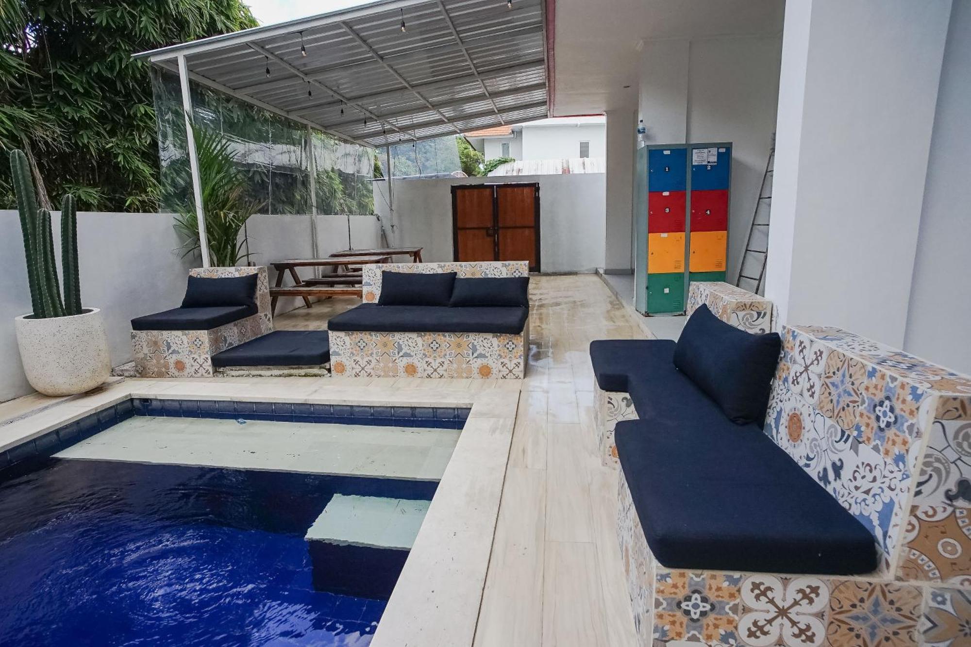 Margarita Surf Hostel Canggu Eksteriør billede
